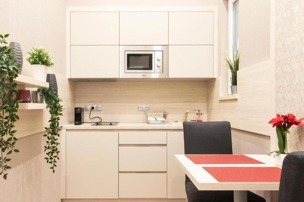 Colton Budapest Révay Apartments Kültér fotó