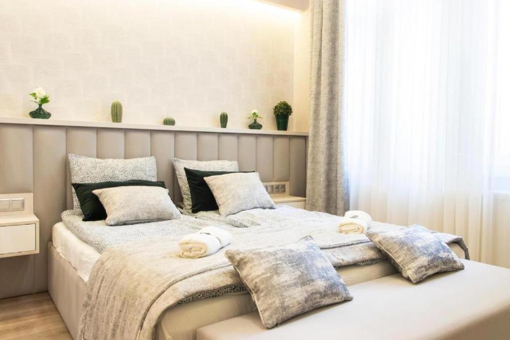 Colton Budapest Révay Apartments Kültér fotó